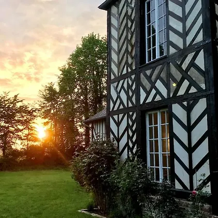 Villa De 6 Chambres A Fresne Cauverville Avec Piscine Privee Jardin Clos Et Wifi A 30 Km De La Plage Villa *