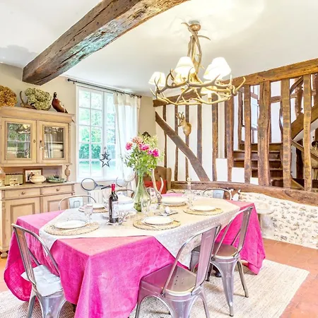 Villa De 6 Chambres A Fresne Cauverville Avec Piscine Privee Jardin Clos Et Wifi A 30 Km De La Plage *